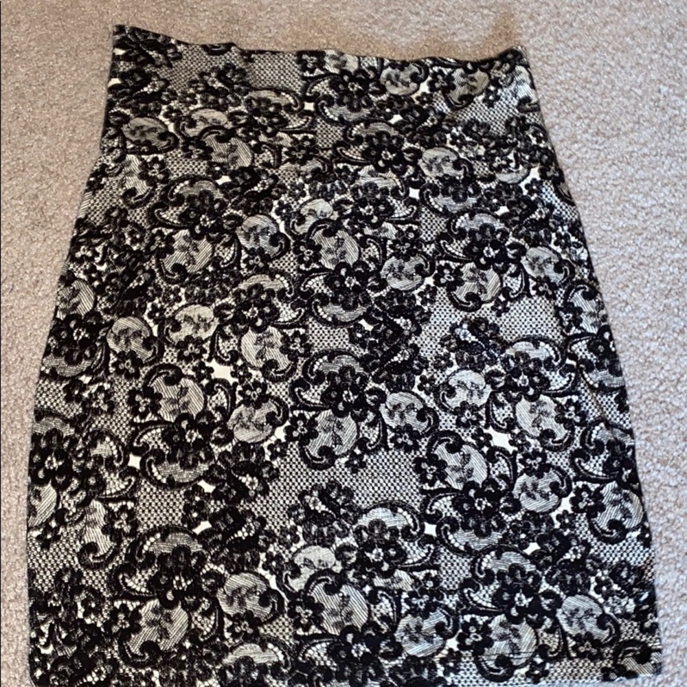 floral pencil skirt NWOT